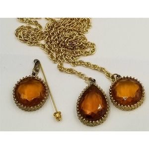 1970's 42 Inch Gold Tone Necklace Or Belt / Stick Pin Amber Glass W186